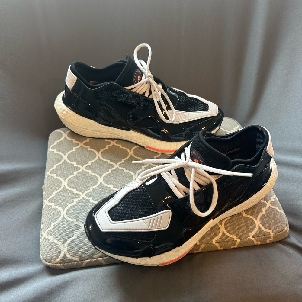 Adidas Ultra Boost 22
“Stella McCartney” - Picture 6 of 11